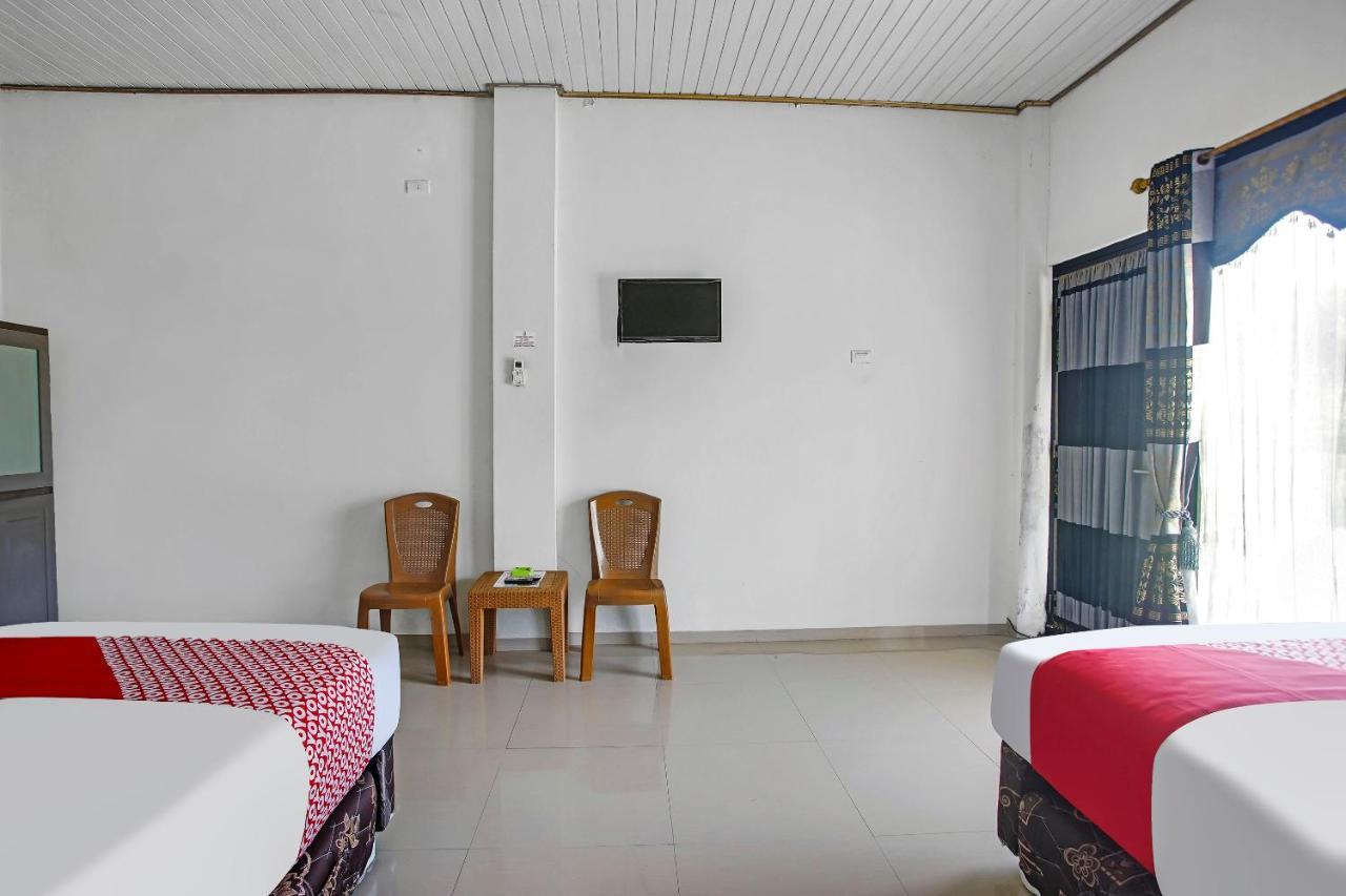 Oyo 2246 Anjung Bang Oking Hotel & Resort Pasarpulaupisang Exterior foto